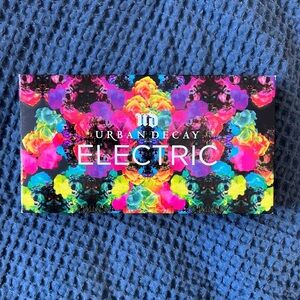 NEW⚡️Urban Decay Electric Palette